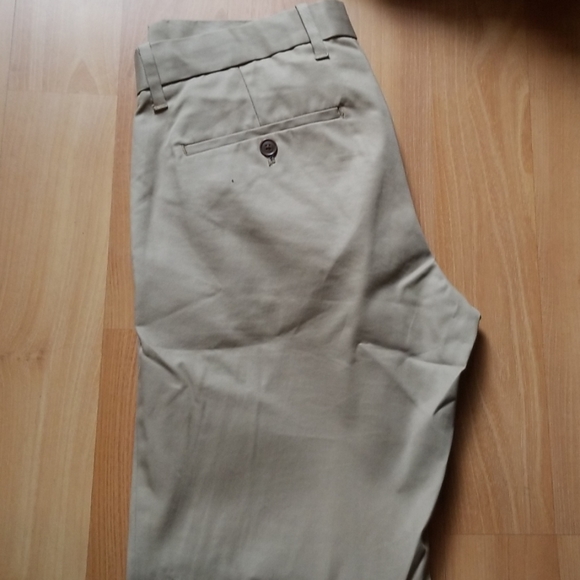 Men GAP Khakis - Picture 3 of 3
